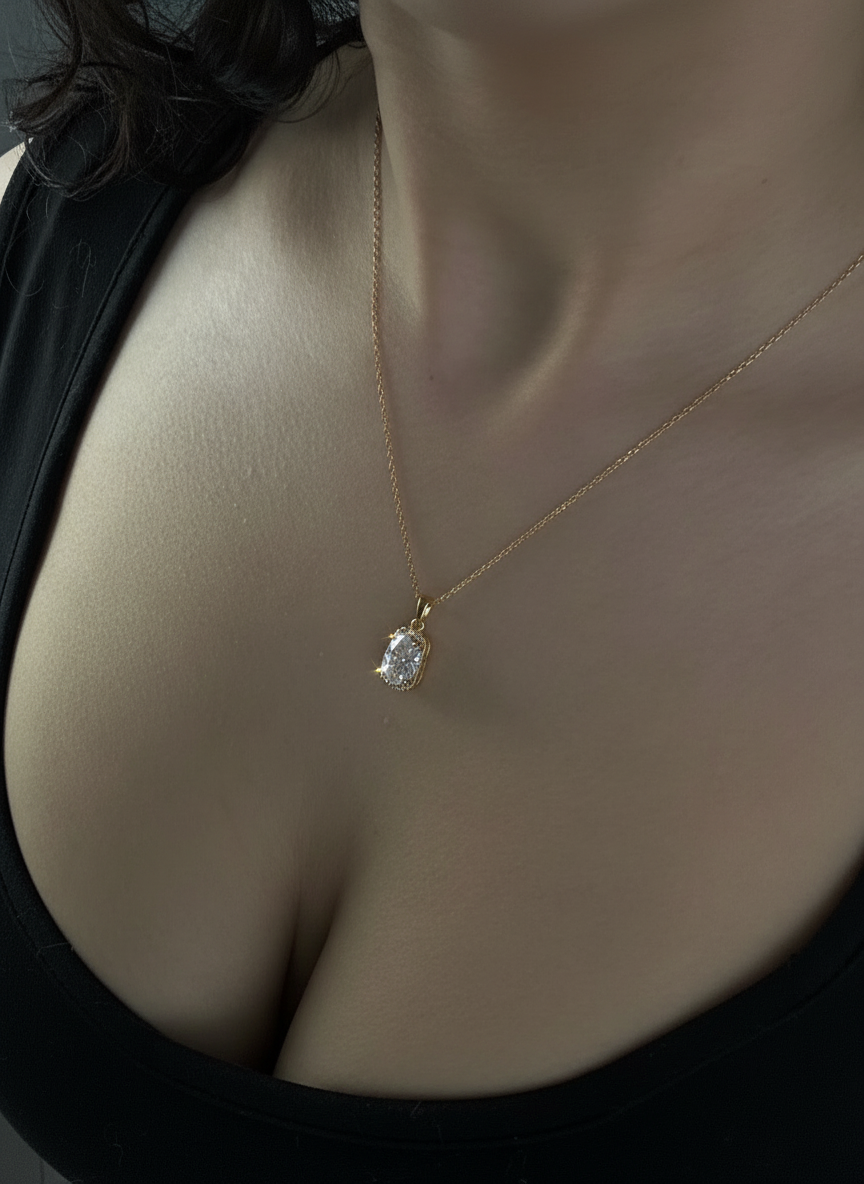 Zarina Drop Necklace — Gold